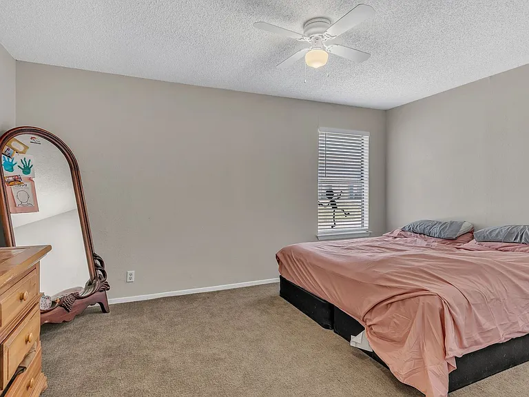 3808-3814 Coates Cir — Photo 46