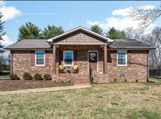 208 Tulip Tree Trl, Estill Springs, TN 37330
