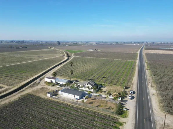 11227 S Academy Ave, Selma, CA 93662