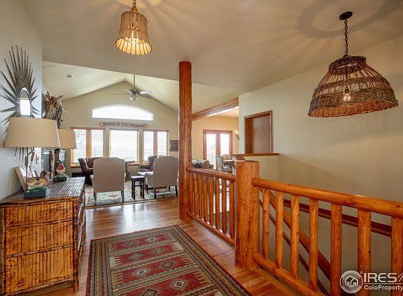 4th image of 547 Promontory Dr