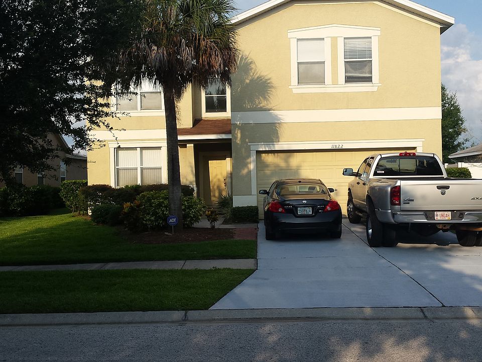 1st image of 11822 Autumn Creek Dr