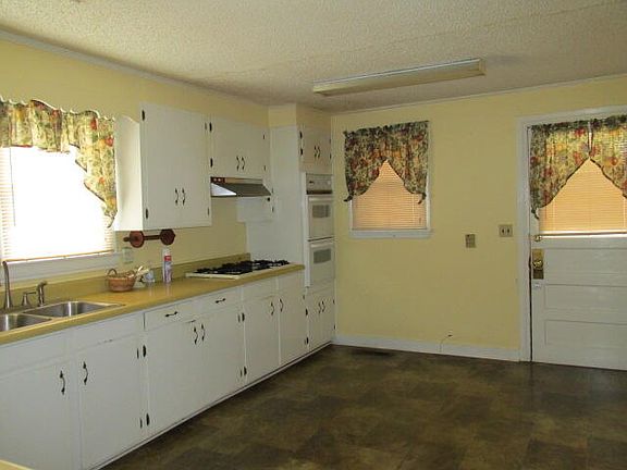 5th image of 2550 Wheeless Road