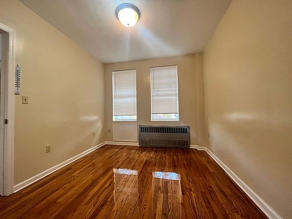 4th image of 88-25 Parsons Blvd #4