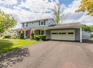 171 Brooklea Dr, Rochester, NY 14624