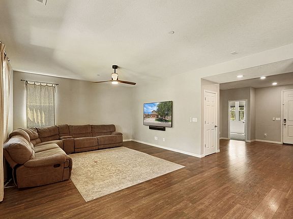 5th image of 849 McCauley Way