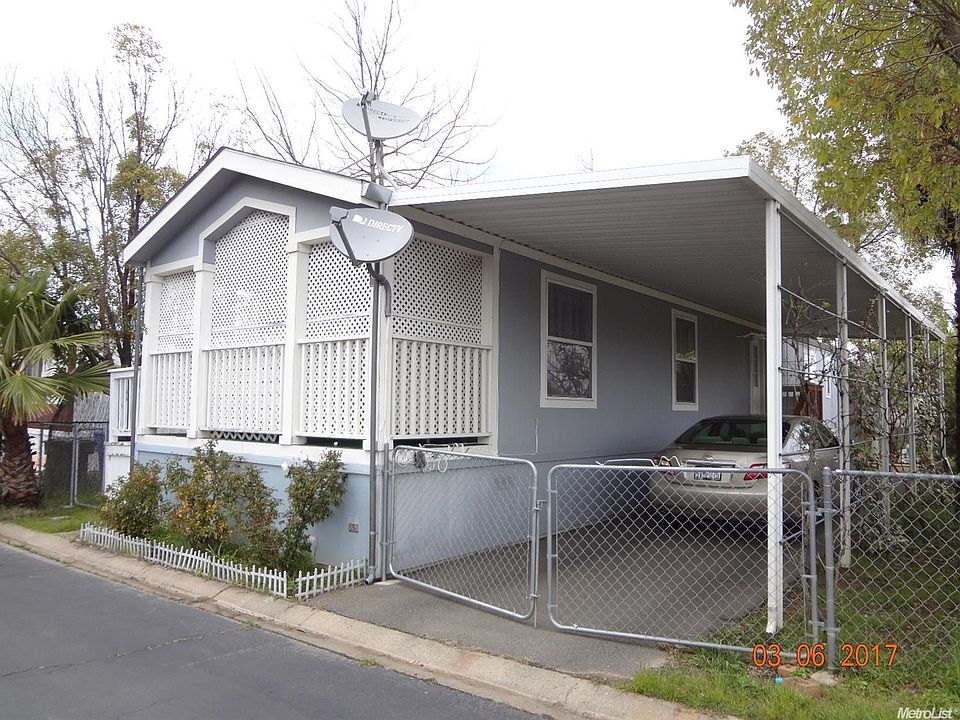 1st image of 86 Village Cir #86