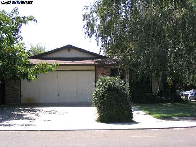 1st image of 1115 S Amaretto Dr