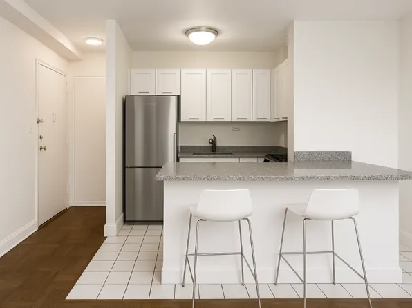 628 West End Avenue image 1 of 1