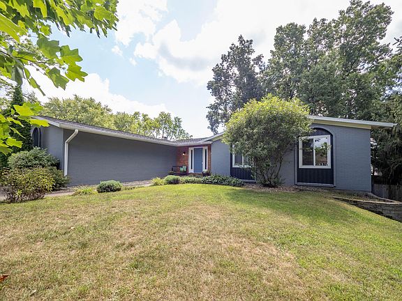 2nd image of 3125 Coachlite Ave