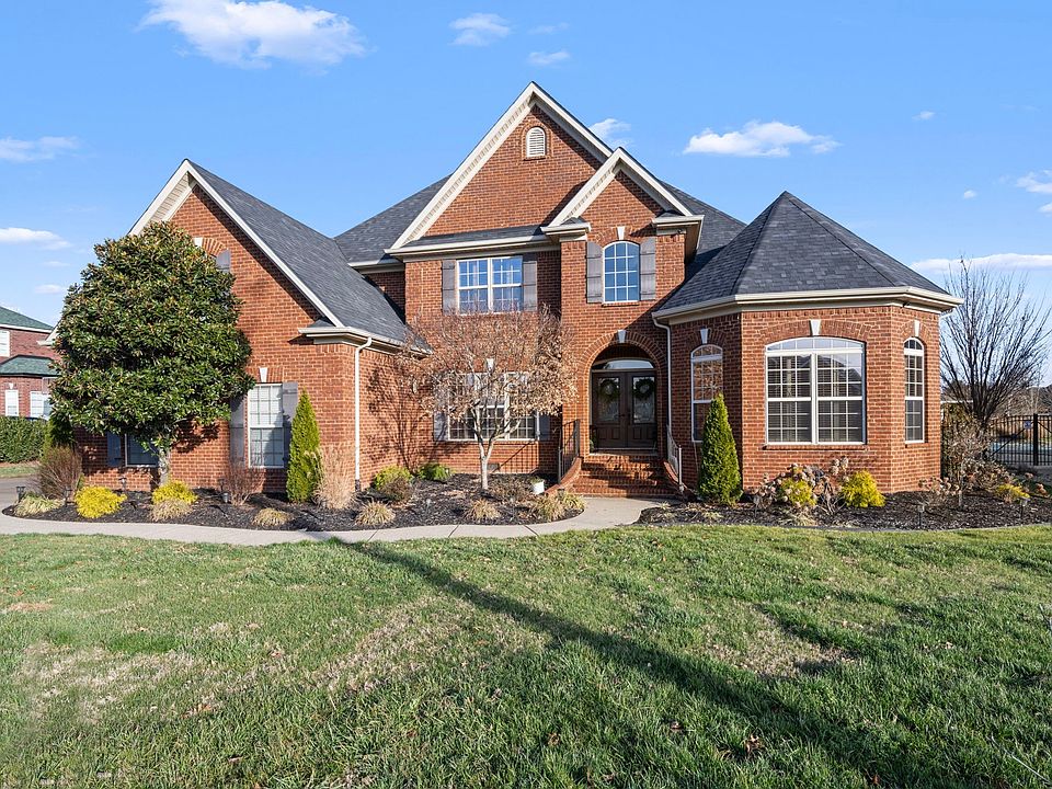 1st image of 712 Furman Dr