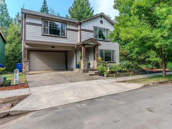 37702 Hamilton Ridge Dr, Sandy, OR 97055