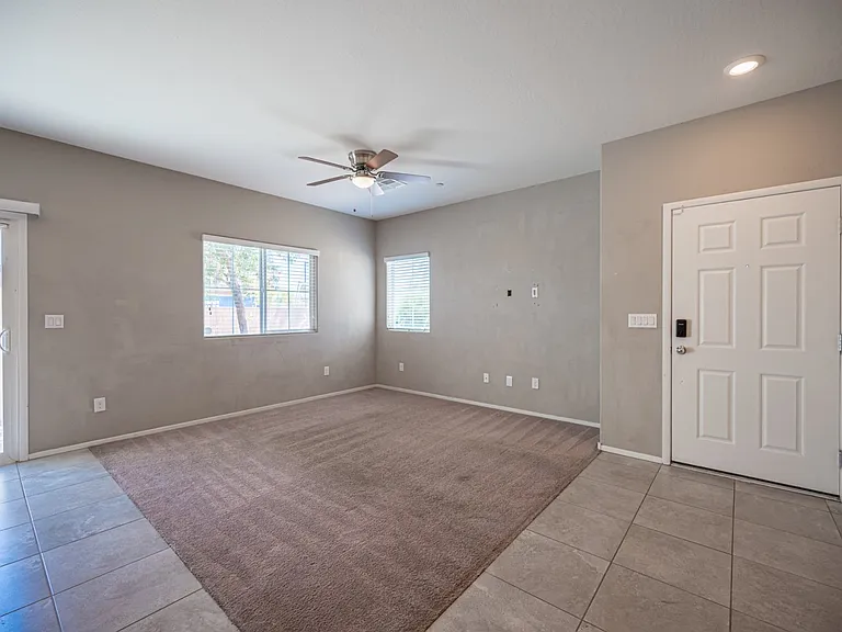 2715 Amazing Meadows Ave — Photo 7