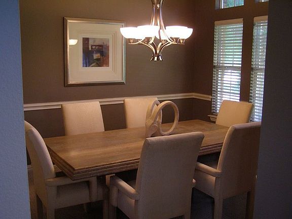 5th image of 3026 Abbey Ln