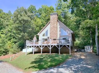 249 Crestline Dr, Franklin, NC 28734