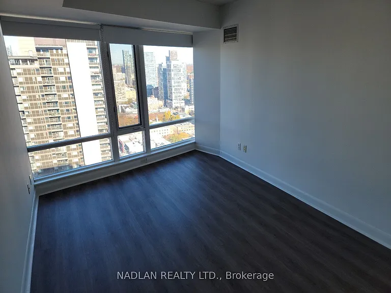210 Victoria St #3901 — Photo 7