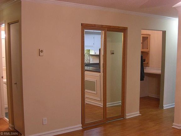 5th image of 925 30th Ave S APT 305