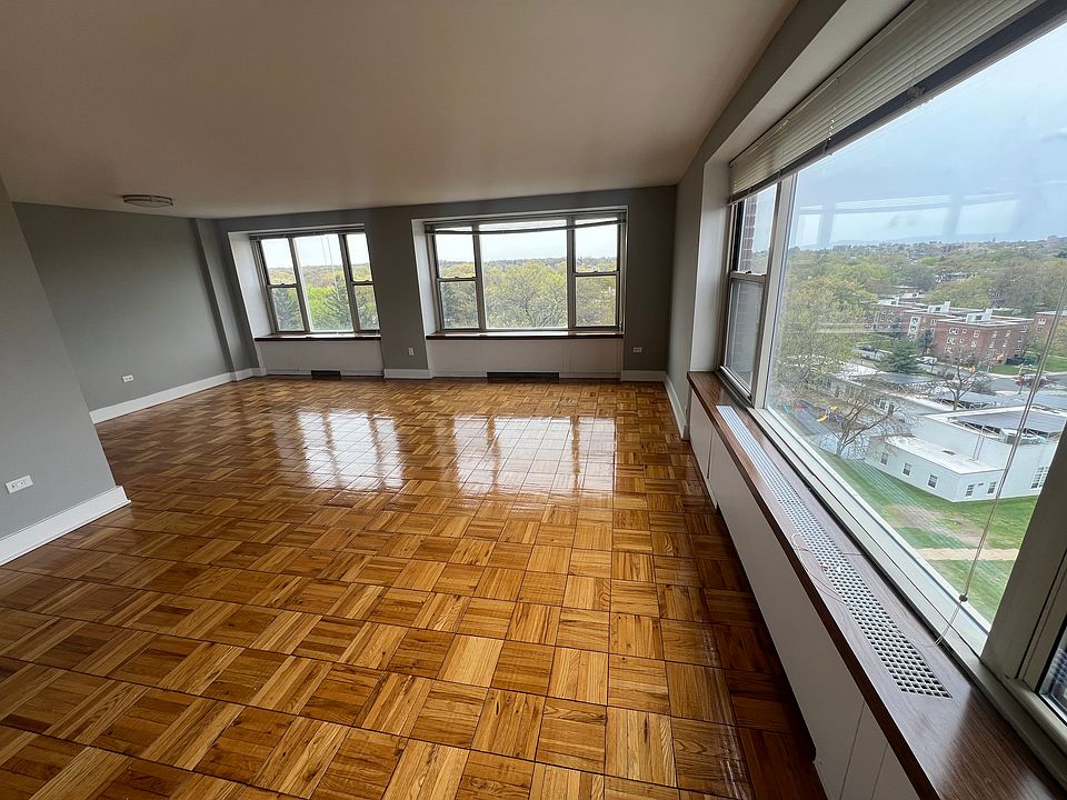 1st image of 6700 192nd St APT 1900