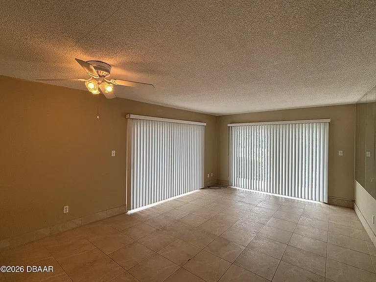 100 Silver Beach Ave #202 — Photo 8