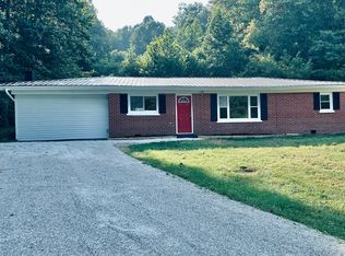 734 Mount Vernon Rd, Berea, KY 40403