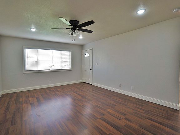 4th image of 4327 W Monte Vista Avenue
