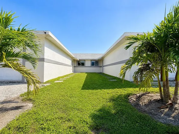 777-779 Bedford Dr, Lehigh Acres, FL 33974