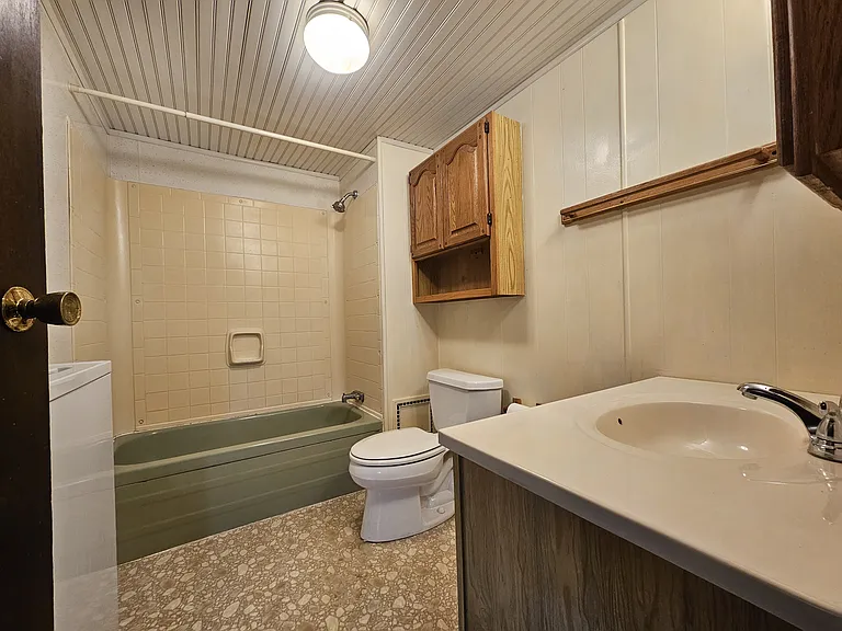 108 Overton Ln — Photo 9