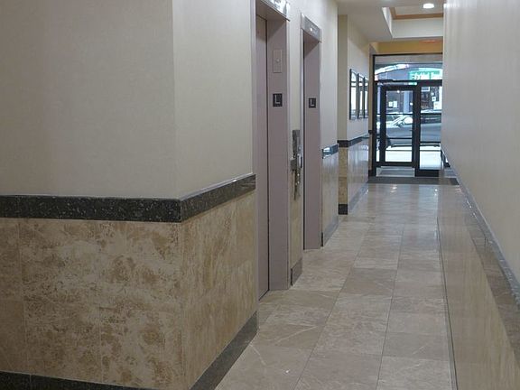 3rd image of 353 E 78th St APT 4B