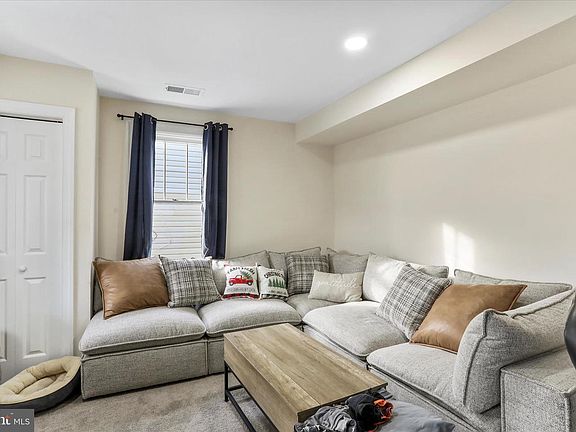 5th image of 8118 Mapleville Rd