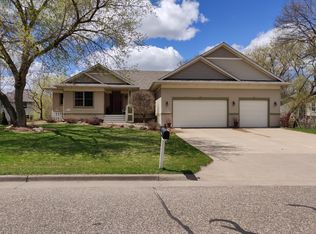 947 10th St N, Hudson, WI 54016