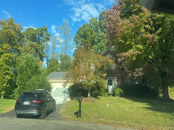15336 Gull Ct, Woodbridge, VA 22191