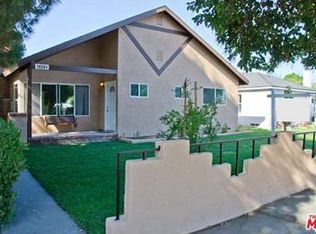 18201 Vanowen St, Reseda, CA 91335