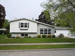 811 S Buchanan St, Appleton, WI 54915