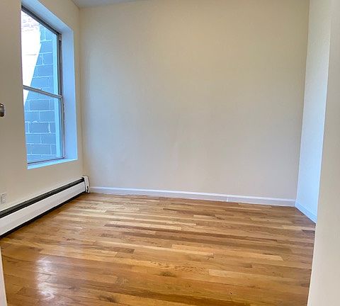 5th image of 417 E 74th St #21A