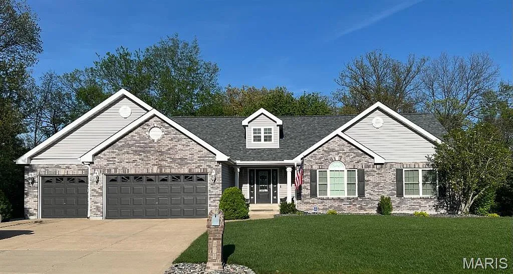 728 Jacobs Crossing Dr photo 1