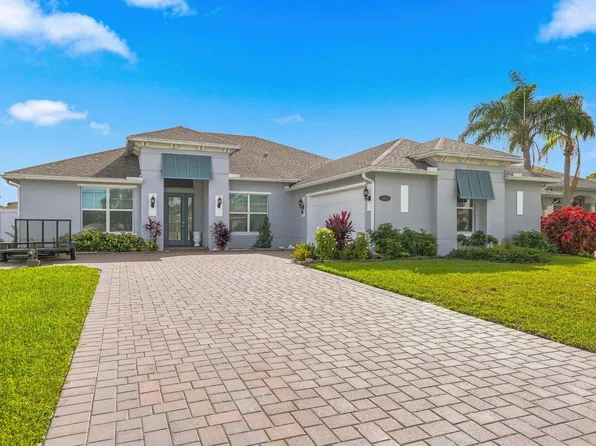 6020 NW Winfield Drive, Port St Lucie, FL 34986