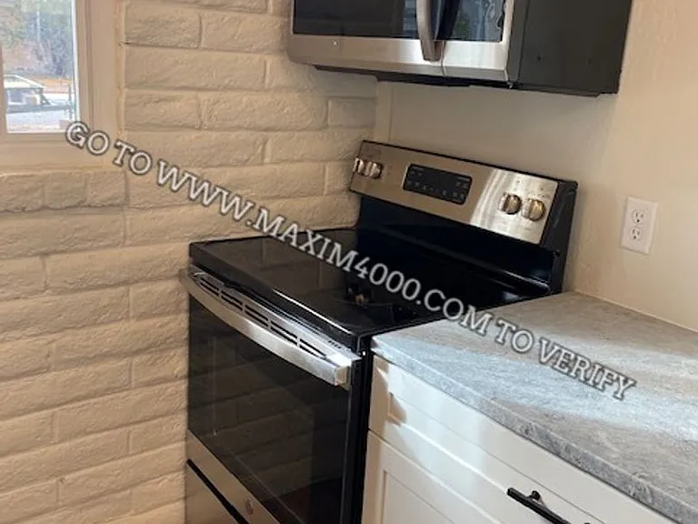 1444 Kennedy Ave #6 — Photo 6