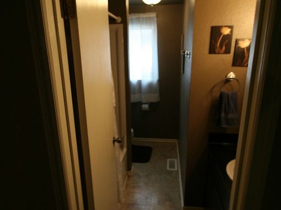 3rd image of 22101 44th Ave E