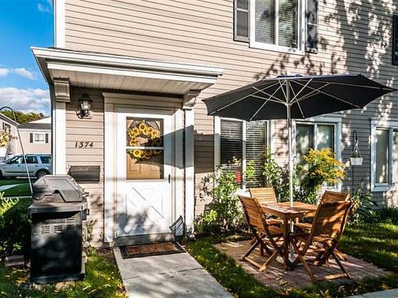 2nd image of 1374 Cove Dr #232-C