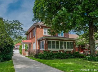 830 Clinton Pl, River Forest, IL 60305