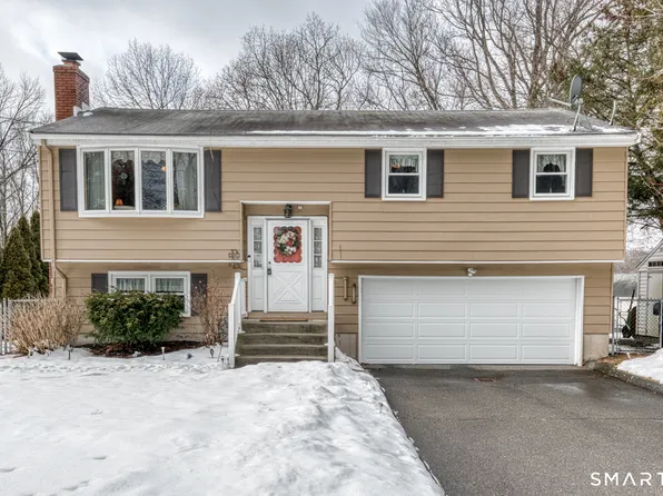 4 Arrow Drive, Plymouth, CT 06786