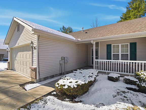 2nd image of 4105 Vitek Dr