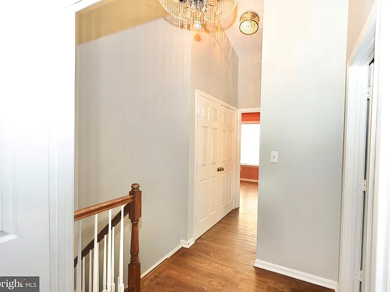 6633 Creek Point Way — Photo 52