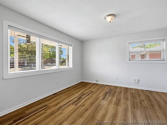 5th image of 1868 Gola Dr