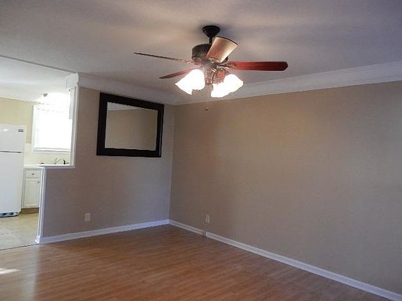 4th image of 416 Parker Dr