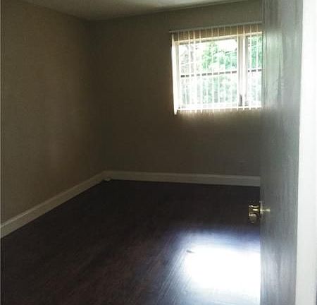 3rd image of 4324 SW 6th St #104
