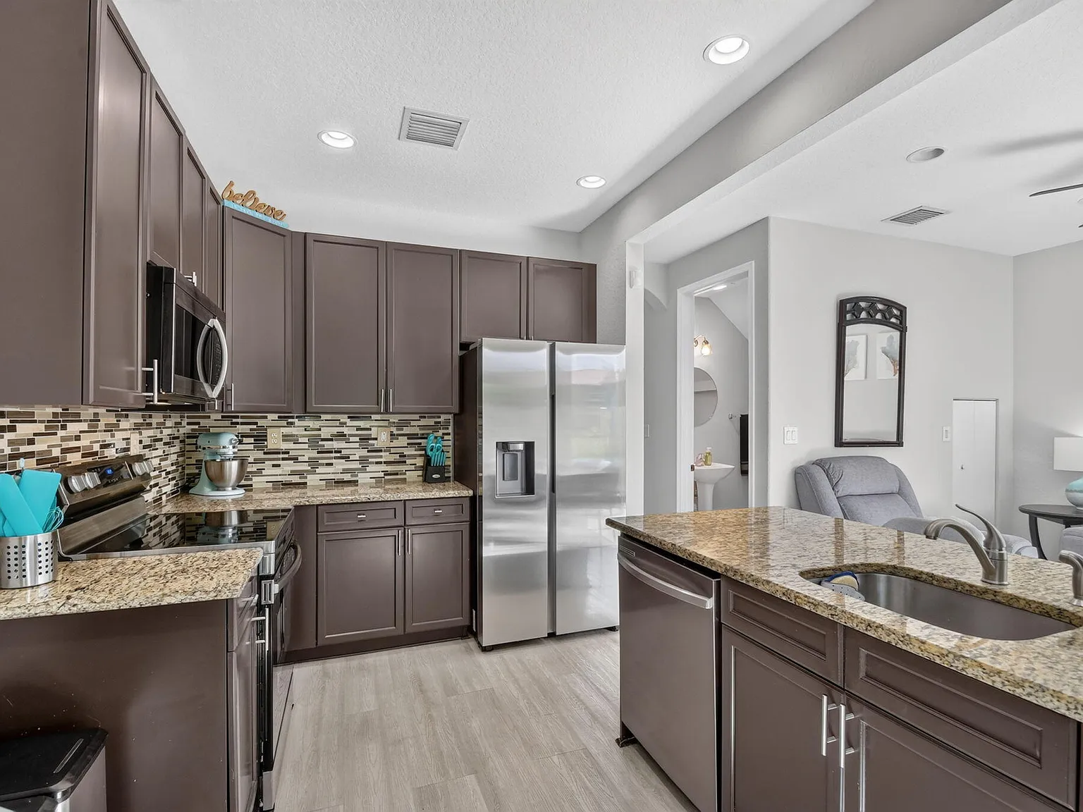3 bed, 2.5 bath, 1523 sqft, $3,000 — Photo 4