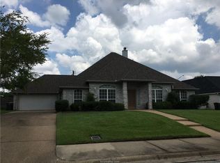 8306 Shadow Oaks, College Station, TX 77845