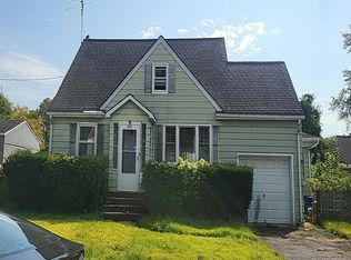 573 Berlant Ave, Roselle, NJ 07203