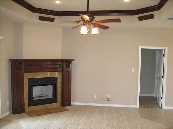 3rd image of 2209 Continental Ave