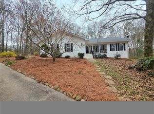 406 Hidden Lakes Trl, Jefferson, GA 30549